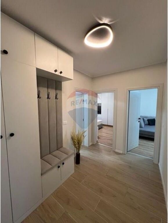 Apartament 2+1 per qira te Stadiumi Dinamo