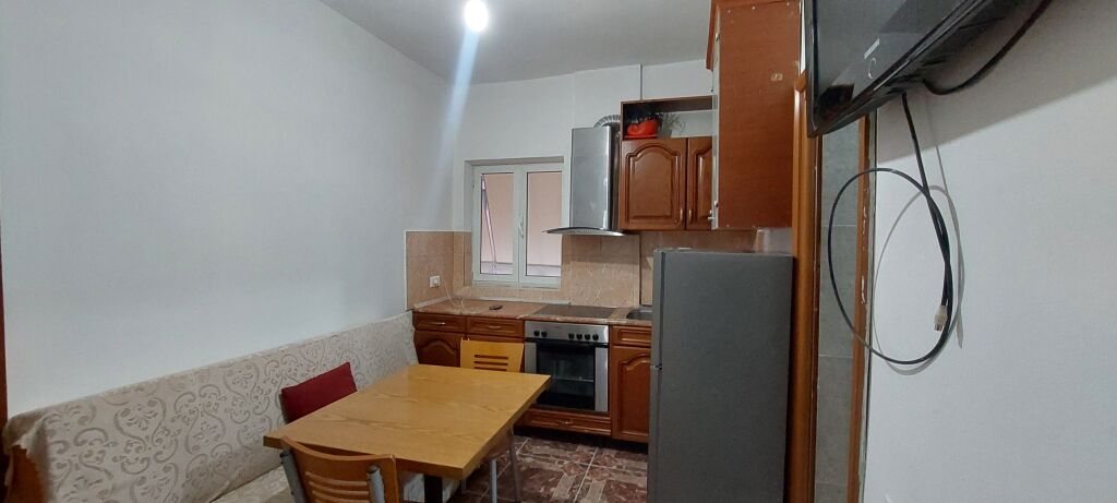 Apartament 1+1 për qera 5 Maji/Concord Center