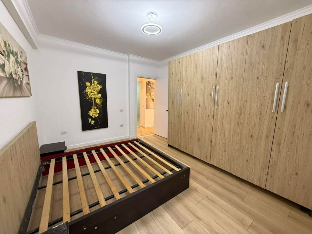 SHITET APARTAMENT 2+1 I MOBILUAR DON BOSKO PRANE VIVA MARKET