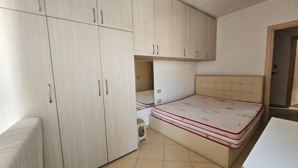 Apartament 1+1 per qira ne Astir