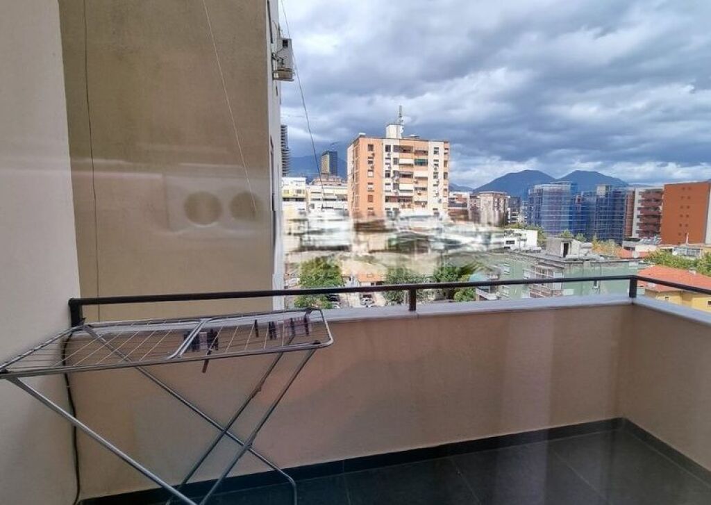 APPARTAMENTO DI LUSSO IN VENDITA 1+1 VICINO AL CENTRO !