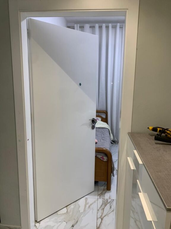 🏢 Apartment 2+1 for Sale  📍 Address: Porcelan, near TV Klan💰 Price: 155,000 €