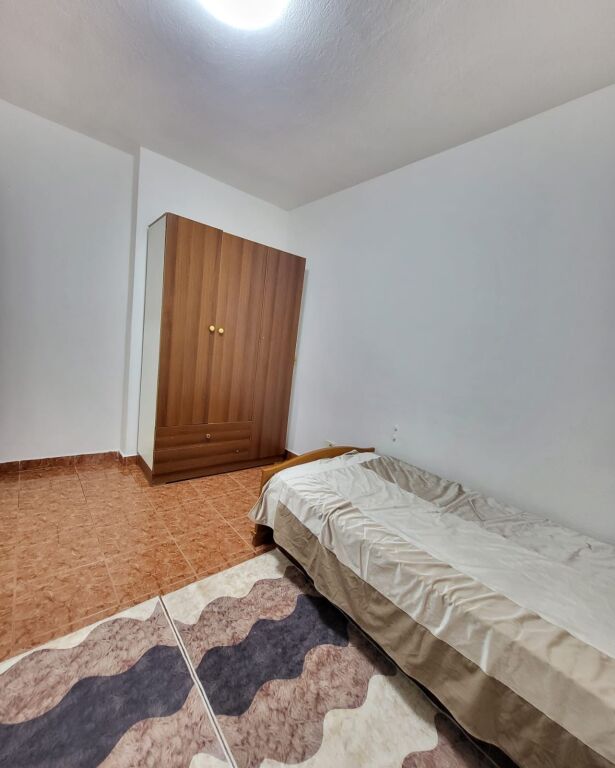 Apartament 2+1, Sheshi Willson!