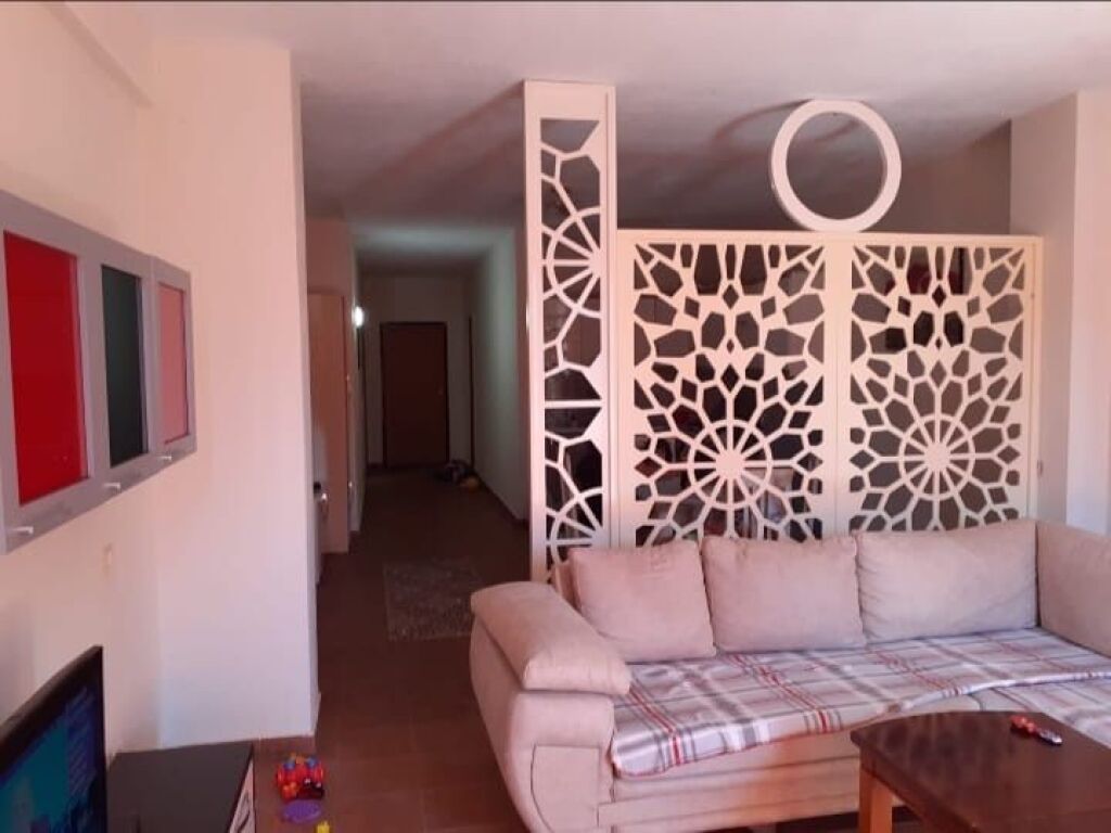 Jepet super apartament 1+1 në zonën e Plazhit, Durrës,