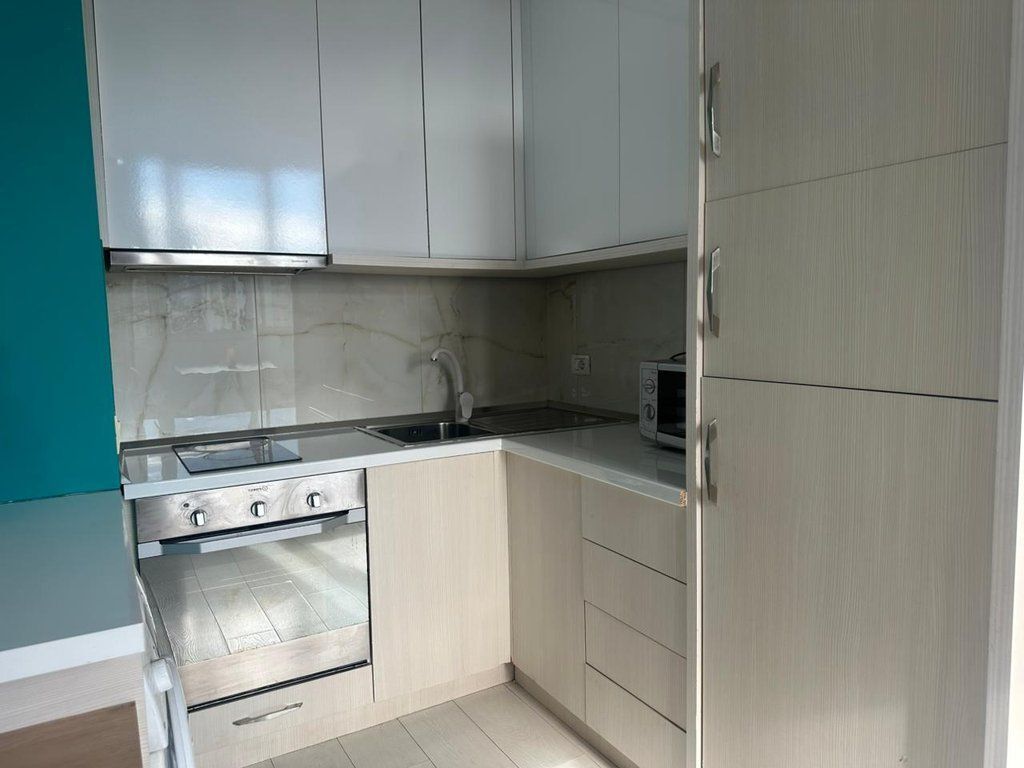 Stacioni i Trenit, shesim apartament 1+1 140,000 €