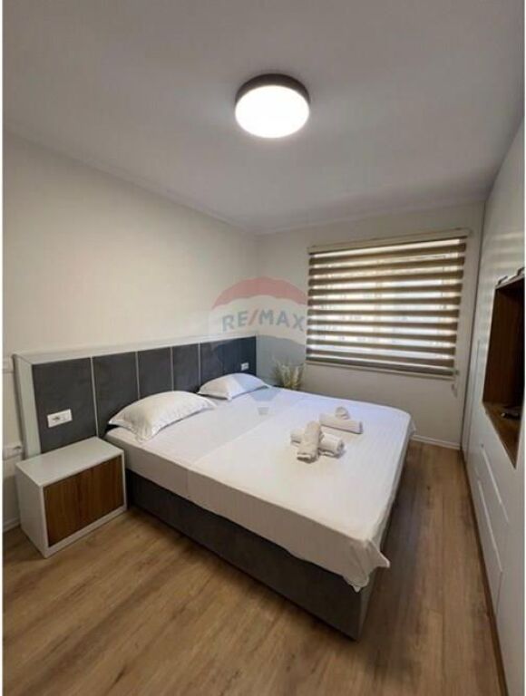 Apartament 2+1 per qira te Stadiumi Dinamo