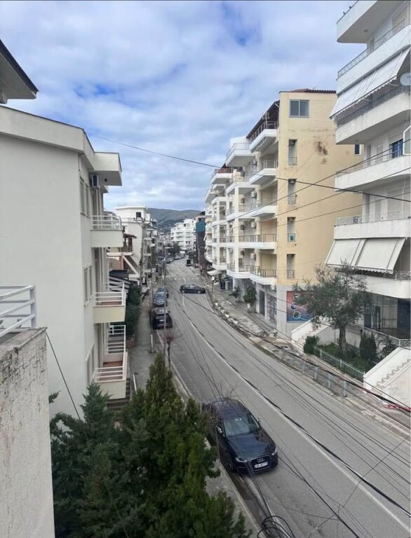 Papafingo per shitje me pamje ne  Sarande