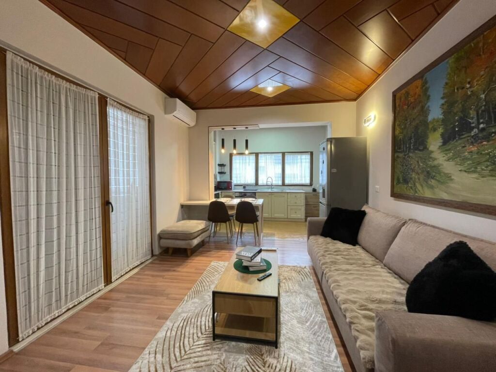 Apartament 1+1 per qira tek Rruga e Kavajes prane Globe.