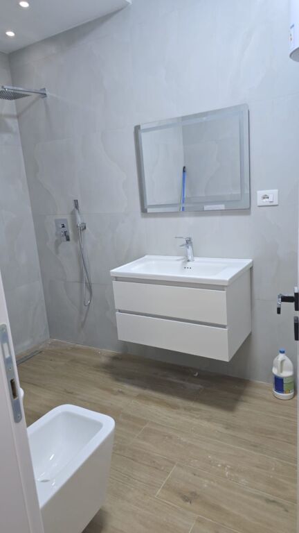 Apartment 2+1, Don Bosko!