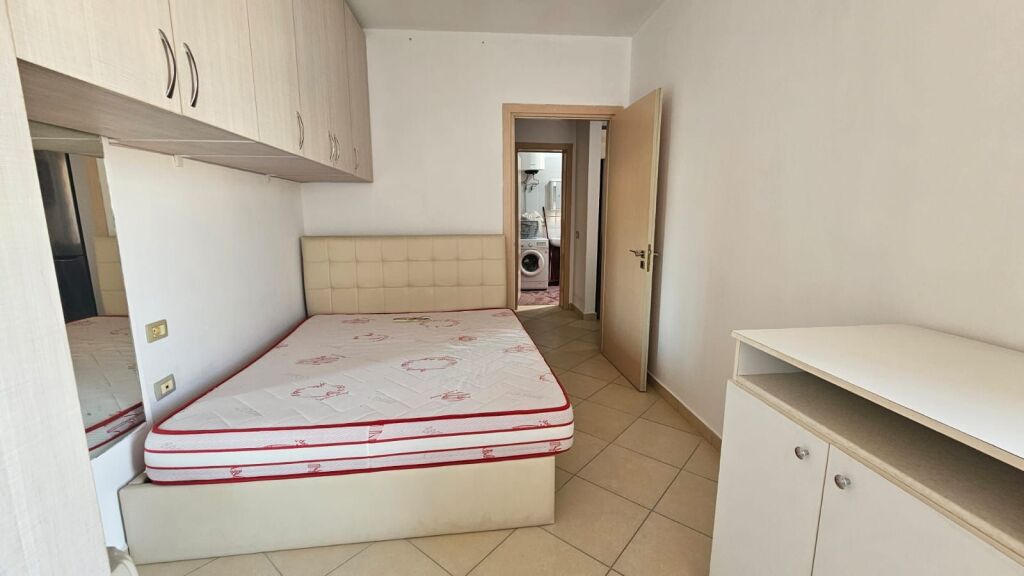 Apartament 1+1 per qira ne Astir