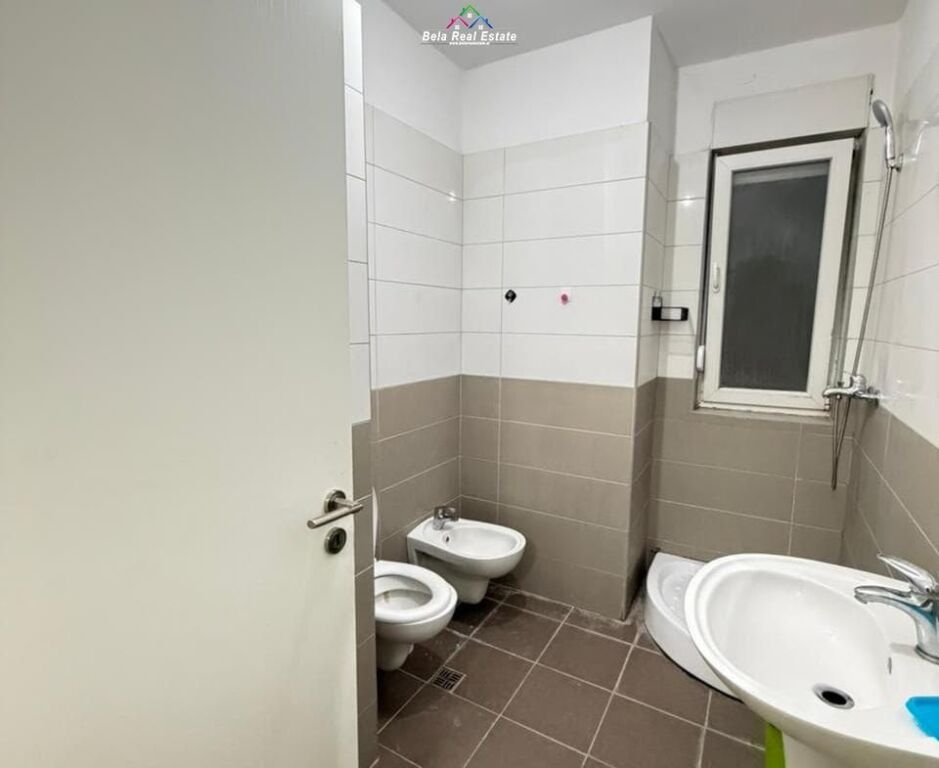 Appartamento In Affitto 1+1 Vicino 21 Dhjetori ( ID B2101490 ) Tirana