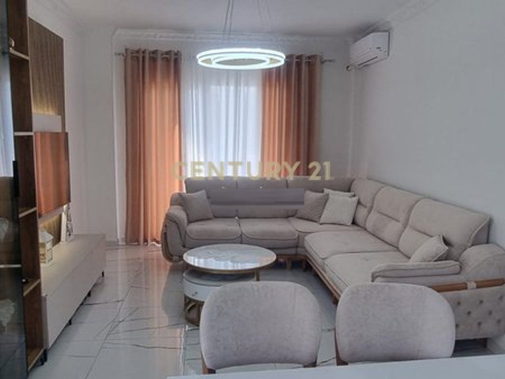 Apartament 2+1 me Qira në Fresk