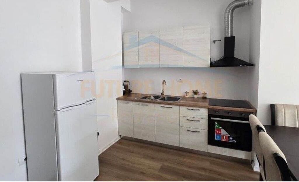 Rent, Apartment 2+1+2 Kaimi Complex, Ali Demi, Tirana.