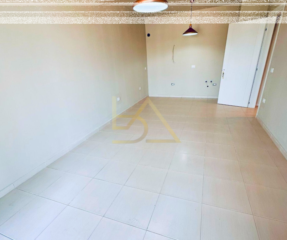 Shitet Apartament – Shkëmbi i Kavajës, Kavajë