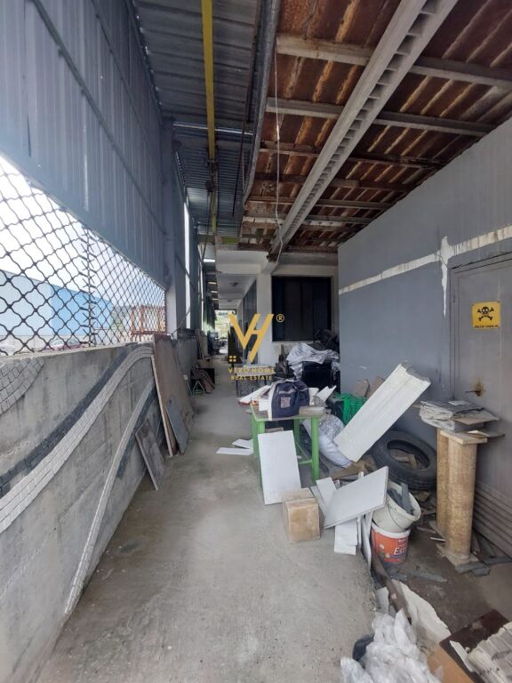 MAGAZZINO+TERRENO 2.800 M2 IN VENDITA A VORE 84.000.000 LEKE