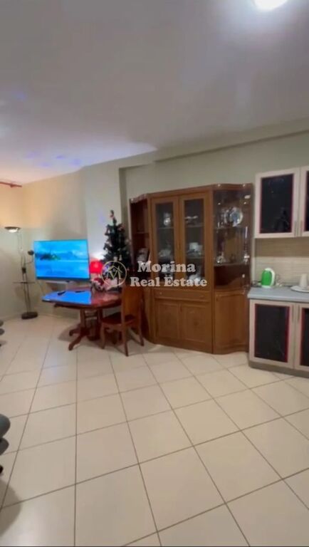 Qera | Apartament 2 + 1+2tualete+Post parkimi | Kodra e diellit | 500 €/muaj