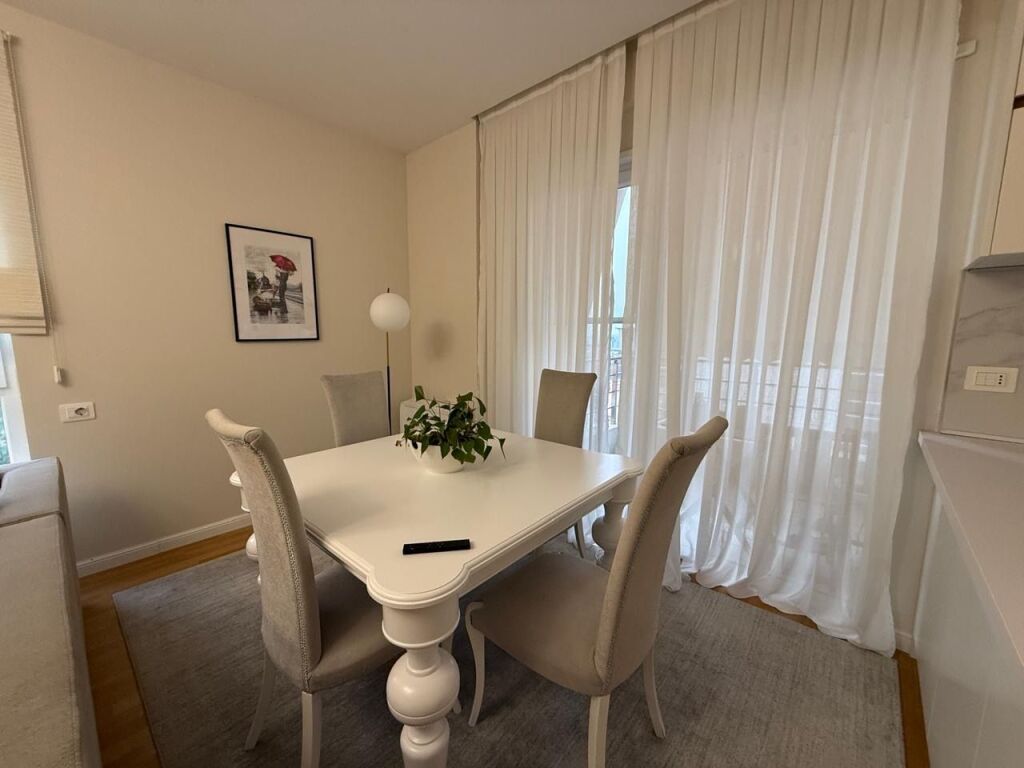 Apartment 2+1 for rent near the Botanical Garden, close to the Mosque