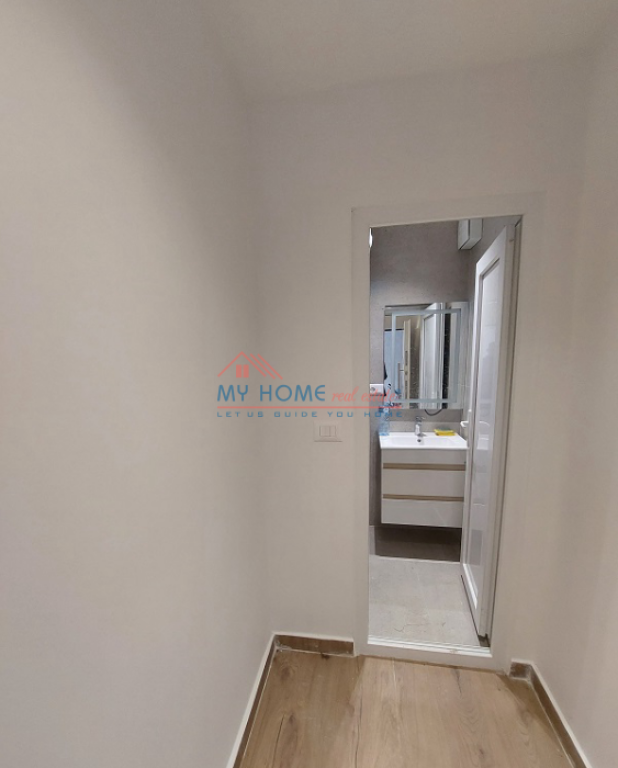 Zyre me qera Rruga Bardhyl Tirane