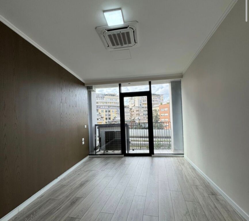 Japim me qira apartament 2+1+2 për zyra Lake View Residence