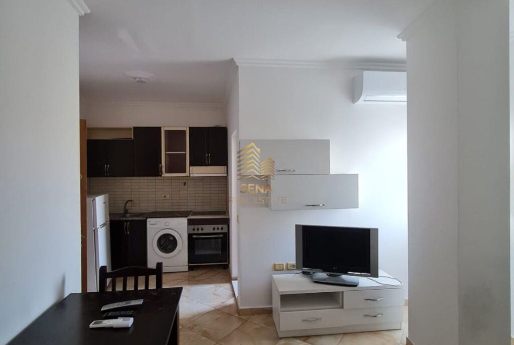 Affitto, Appartamento 1+1, Città Studentesca-Ville Tedesche, 300Euro/Mese