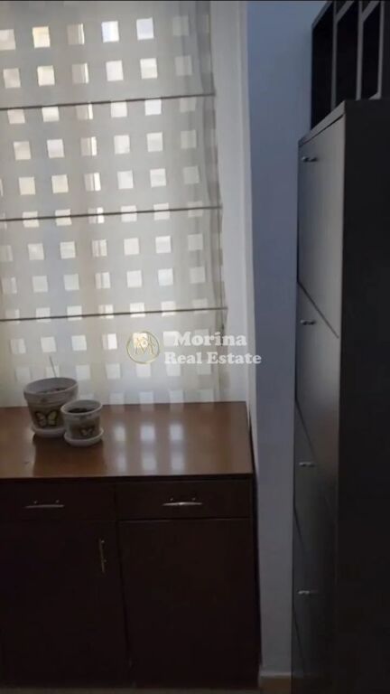 Rent | Apartment 2 + 1 | Paris Commune | 650 €/month