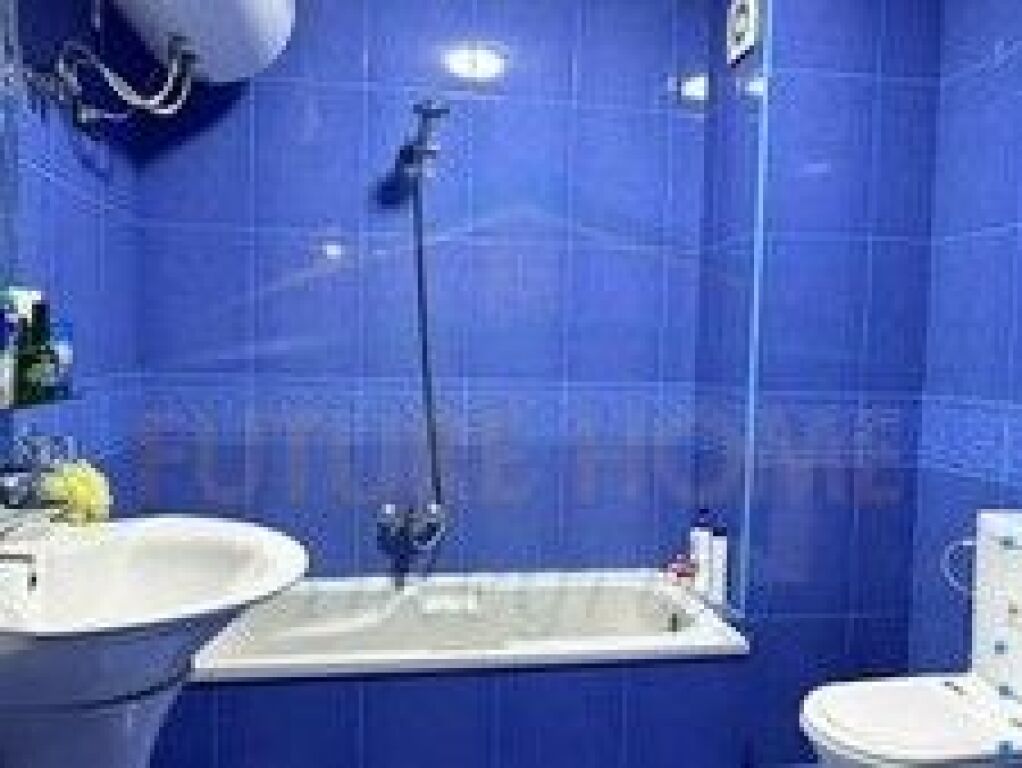 Shitet, Apartament 2+1+2, Vasil Shanto, Tiranë.