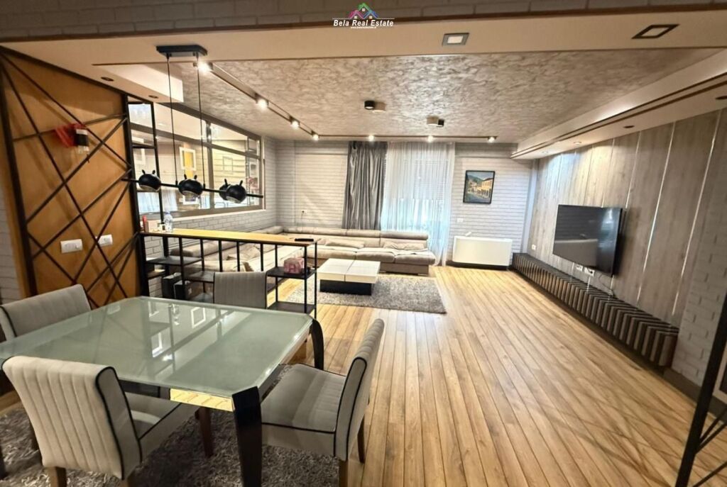 Appartamento in affitto 2+1 a Myslym Shyr (ID B220141) Tirana