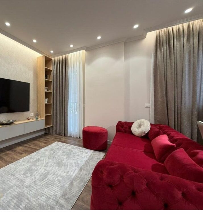 Pazari i Ri Appartamento 1+1+Posto Auto In Affitto