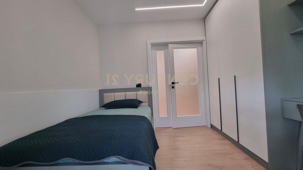 Appartamento 2+1 in Affitto a Komuna e Parisit, Via Medar Shtylla,