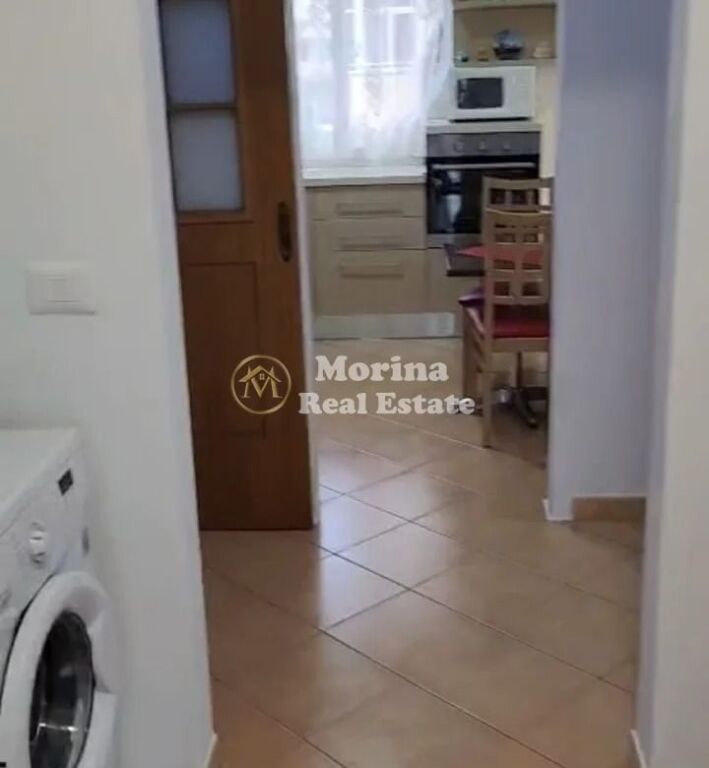 Rent | Apartment 2 + 1 | Paris Commune | 650 €/month