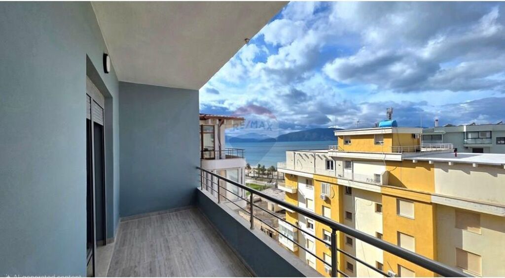 Apartament 2+1+2 në Shitje – Lungomare, Vlorë