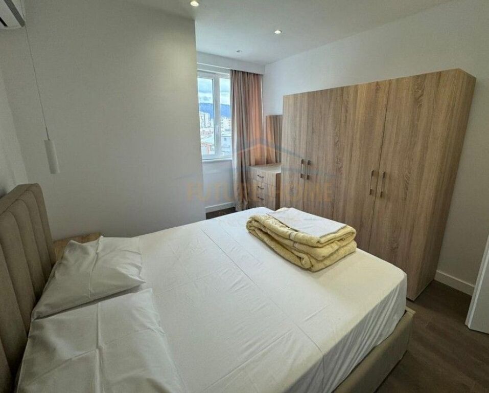 Rent, Apartment 2+1, Mine Peza Street, Tirana.