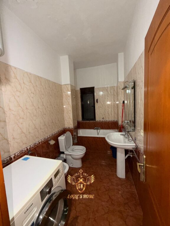🏡 APARTAMENT ME QERA 2+1+2 me ballkon