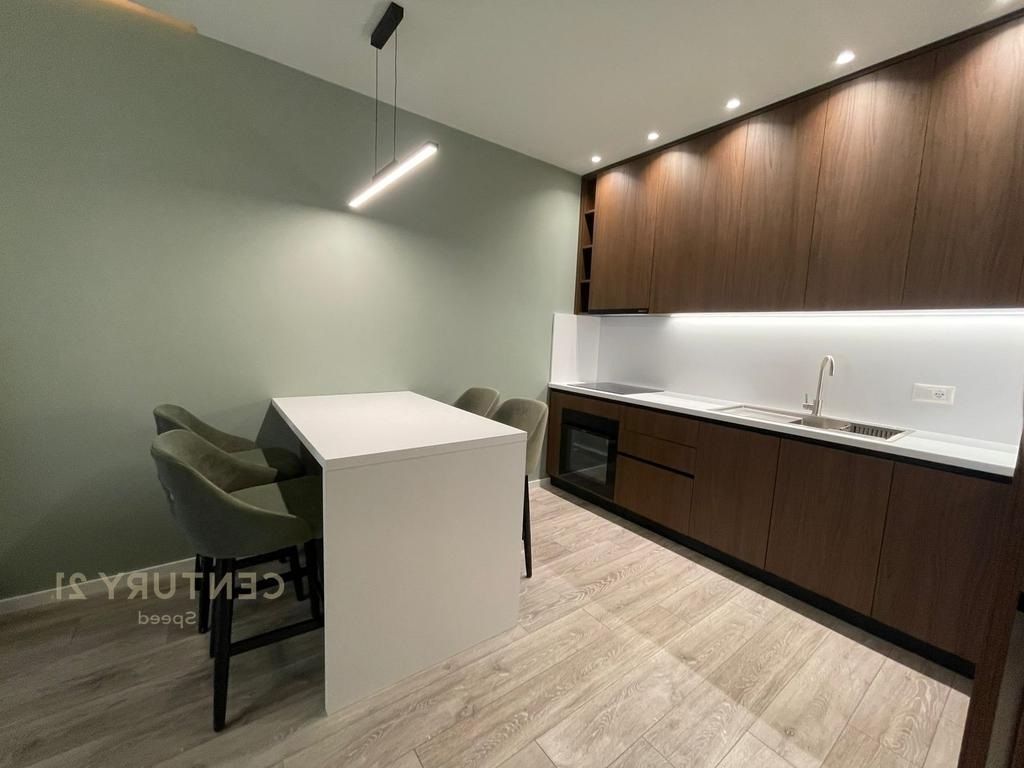 Jepet apartament modern 1+1 tek Mine Peza!!