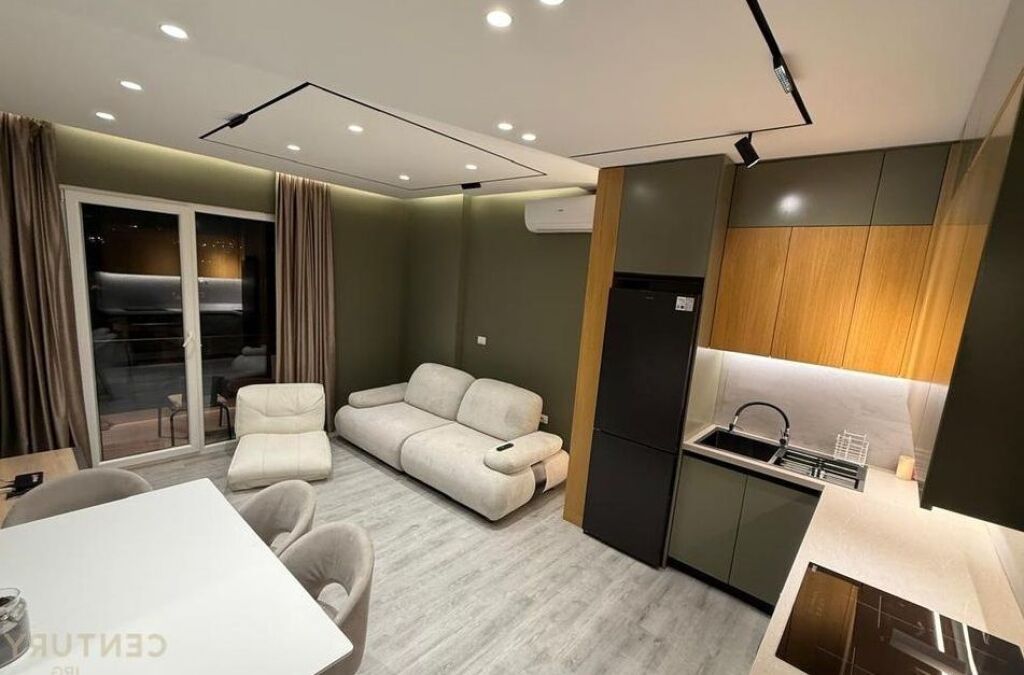 Shitet apartament 2+1+2+post parkimi ne Ali Dem