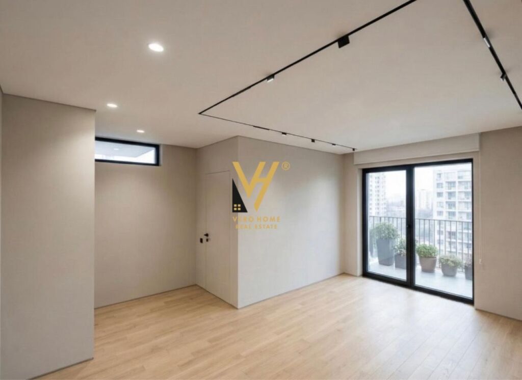 LOCALE COMMERCIALE DI 83 M2 IN AFFITTO A LIQENI I THATE 1.600 EURO