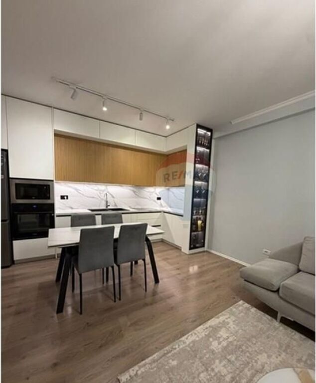 Apartament 1+1 me qira ,Liqeni i Thate.