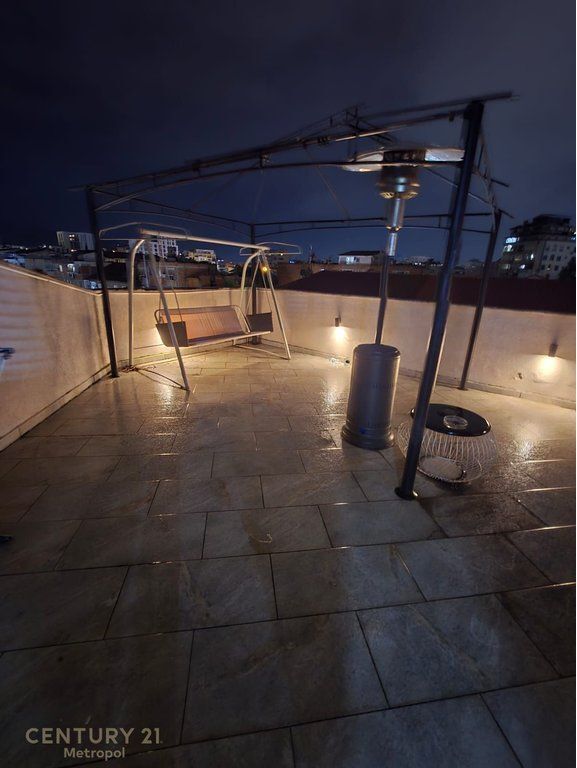 APARTMENT 2+1+2 WITH PARKING SPACE FOR RENT NEAR SELMAN STERMASI STADIUM