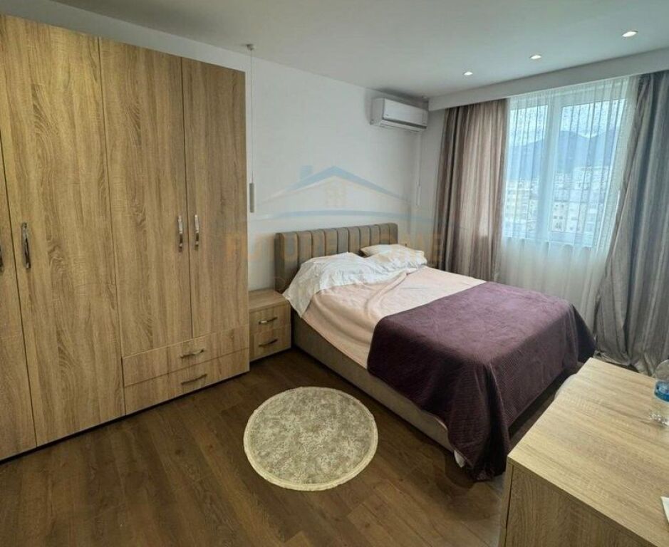 Qera, Apartament 2+1+2, Rruga Mine Peza, Tirane.