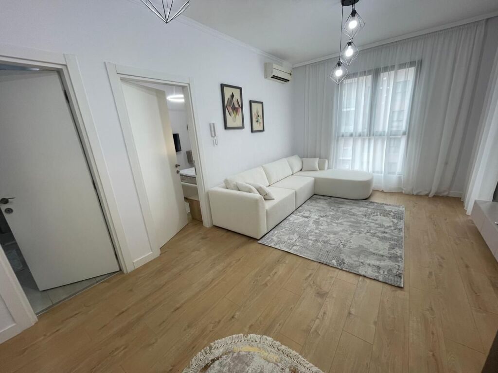 Appartamento 1+1 in vendita vicino a Casa Italia.