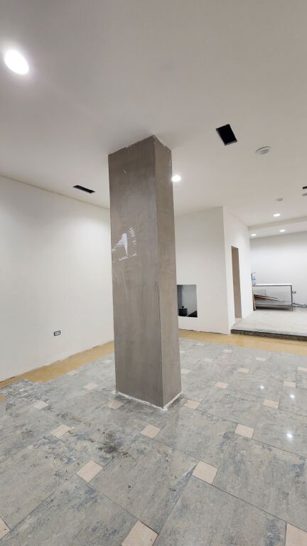 Locale commerciale in affitto nel Centro