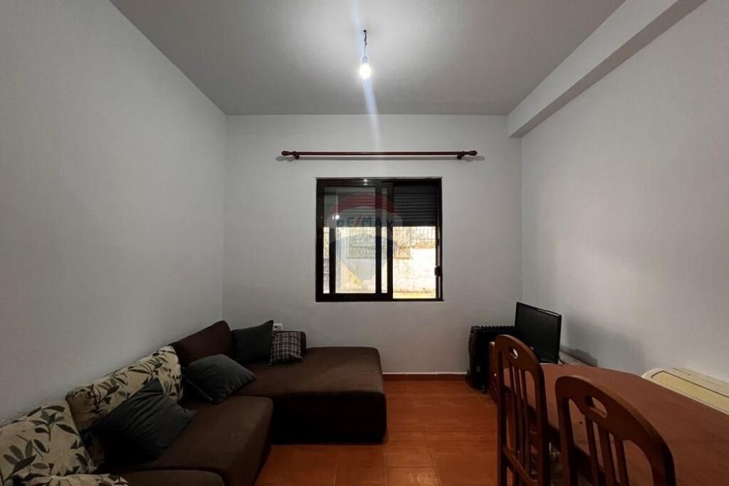 Apart 1+1 for rent 25'000 lek in Xibraku