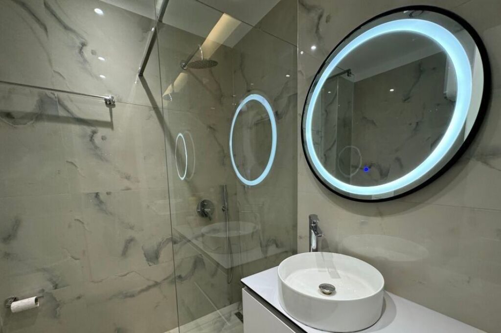 Jepet me Qira Apartament 2+1 – Tek Kopshti Botanik !