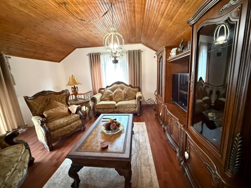 VILLA FOR RENT, LOCATED IN THE XHAMLLIK AREA, TIRANA!