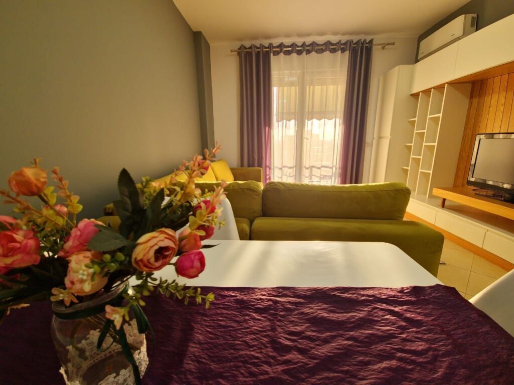 Jepet me qera 2+1 tek 5 maji