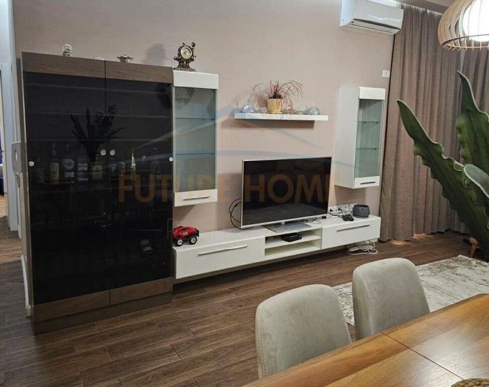 Affitto, Appartamento 2+1+2, Rrotondo, Astir