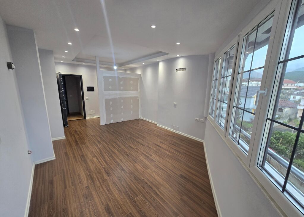 Apartment 1+1 For Sale, Fresk, Tirana