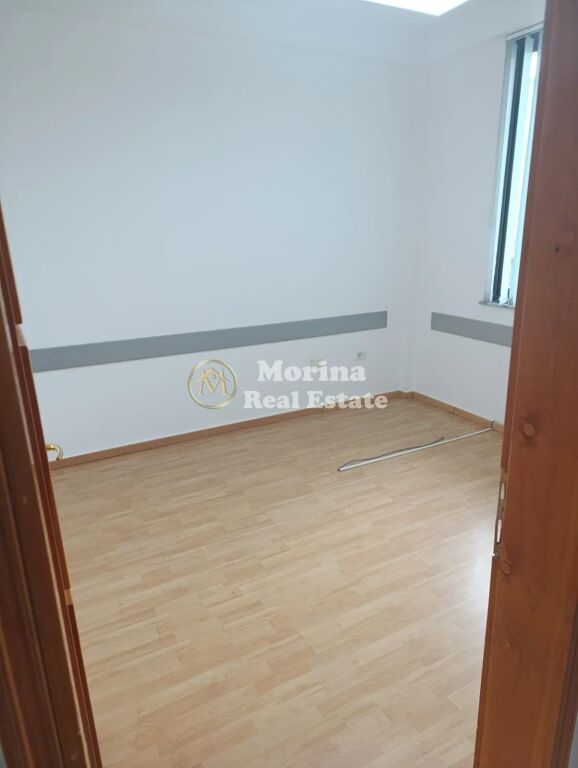 Rent | Business Premises | Xhamlliku | 2700 €/month