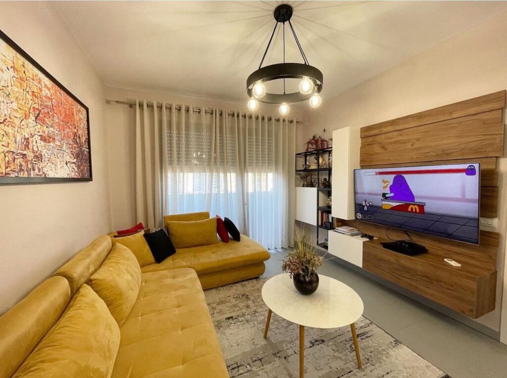 Apartment 1+1 for rent at Shushica near Dinamo Stadium.​