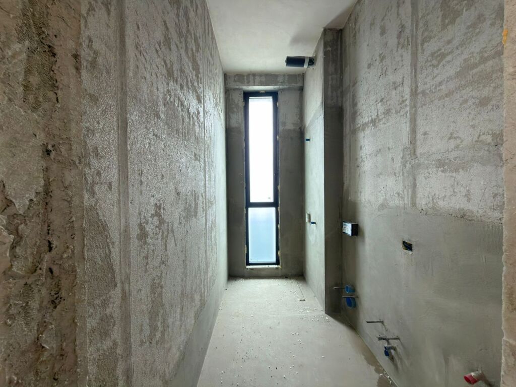 🏡 Penthouse 3+1+2 me Verandë & 3 Poste Parkimi – Tulipan Residence, TEG